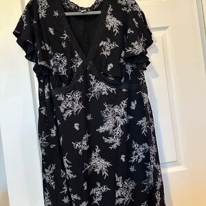 Old Navy Black & White Floral Dress with Lace Detail
